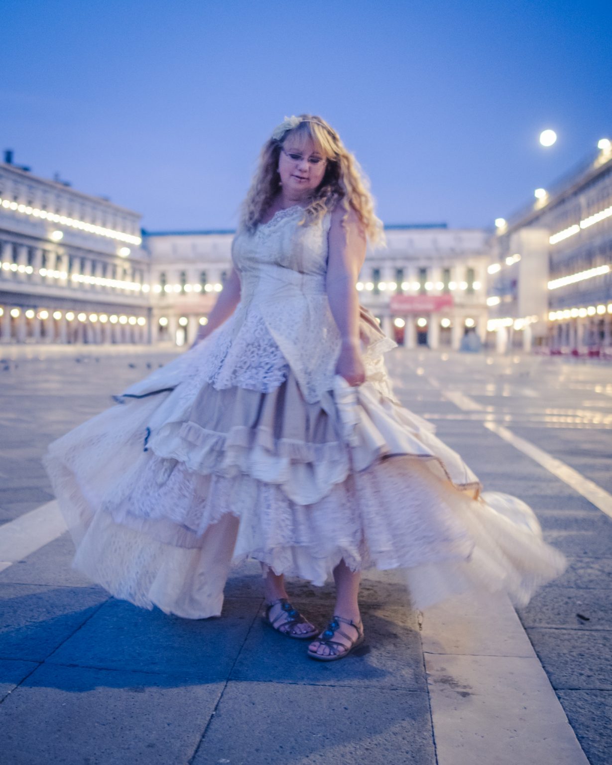 Steampunk wedding dress - Threads of a Fairytale